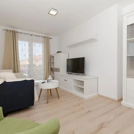 Antonela Appartement *